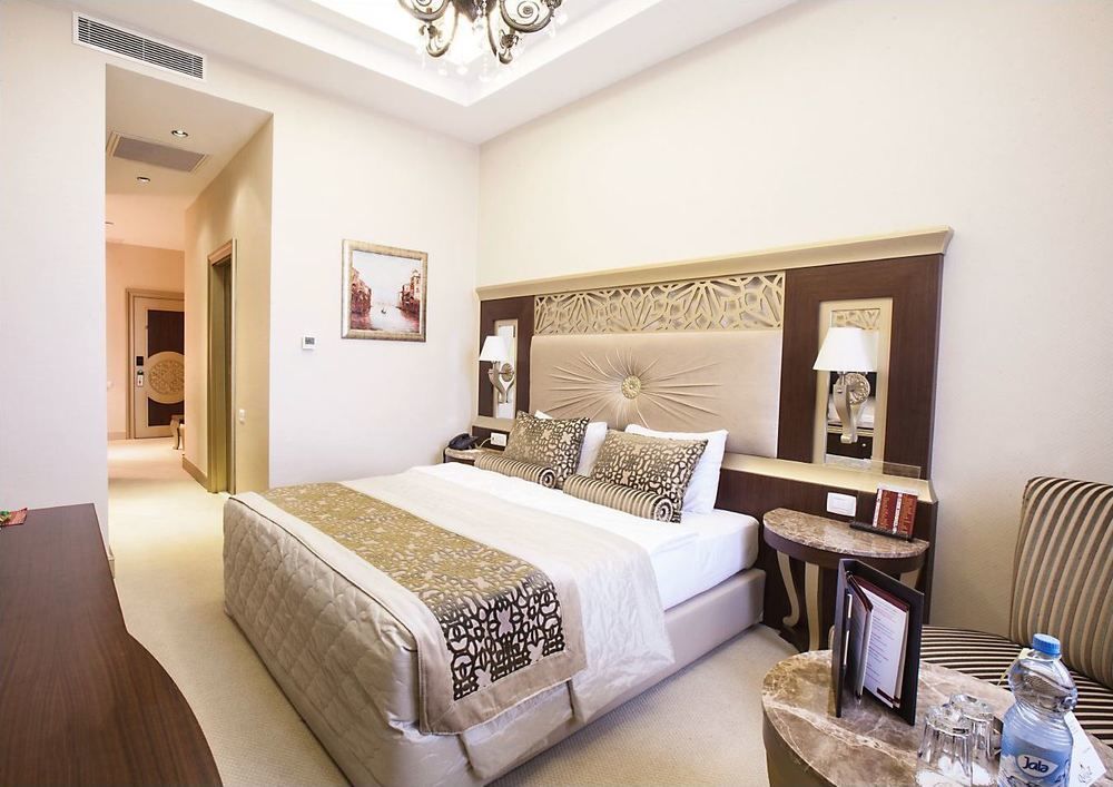 Qafqaz Karvansaray Hotel Qabala Extérieur photo